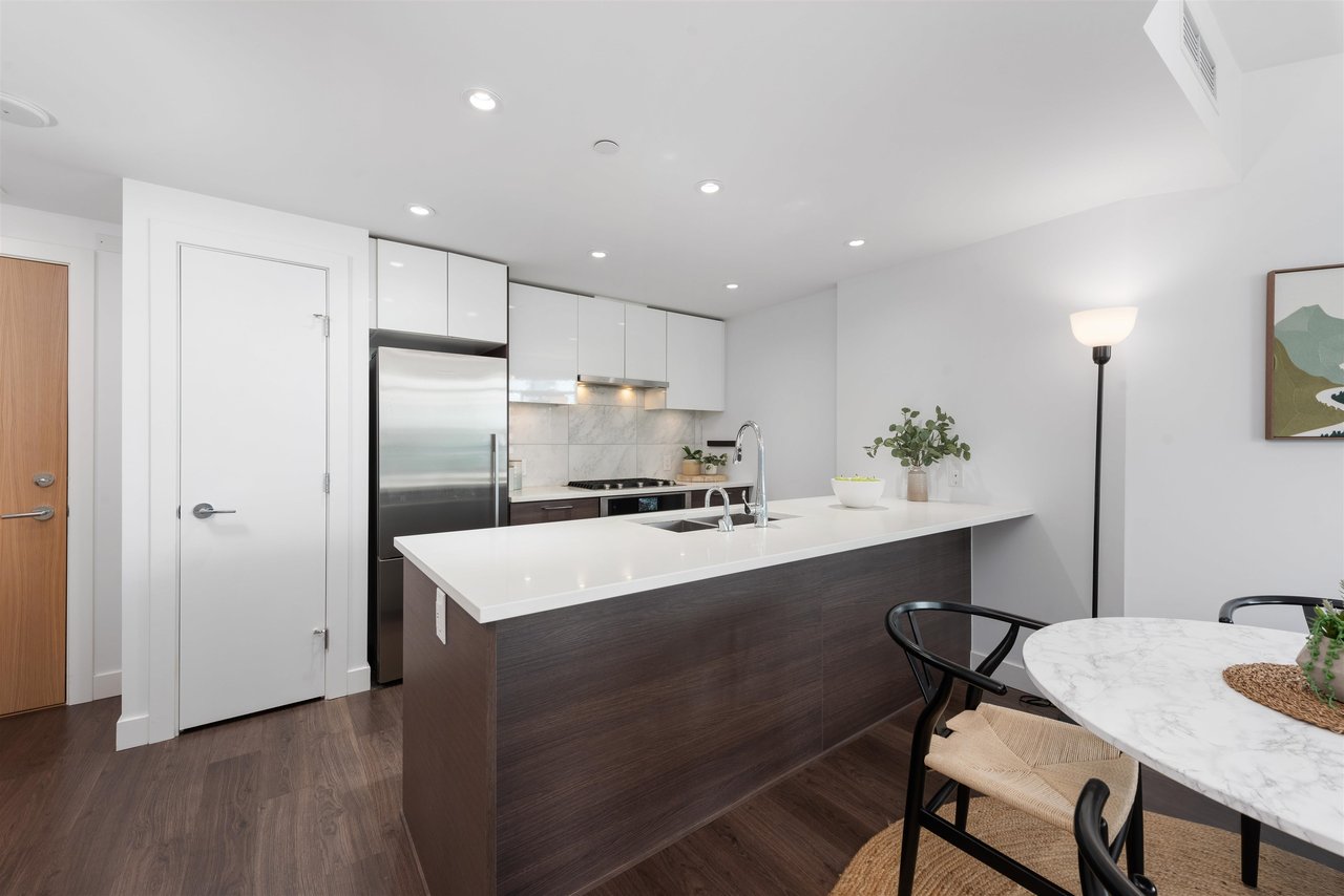 607-3557 Sawmill Cres