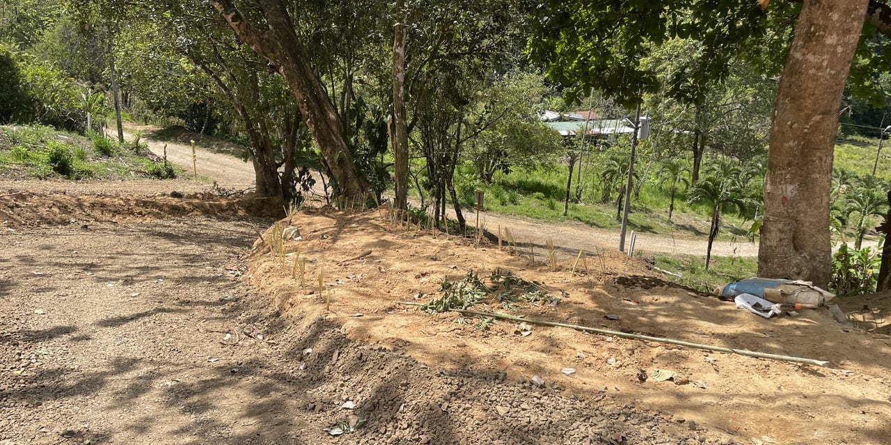 Lot With Ocean Views And Legal Water, Internet & Easy Access In Ojochal Costa Rica