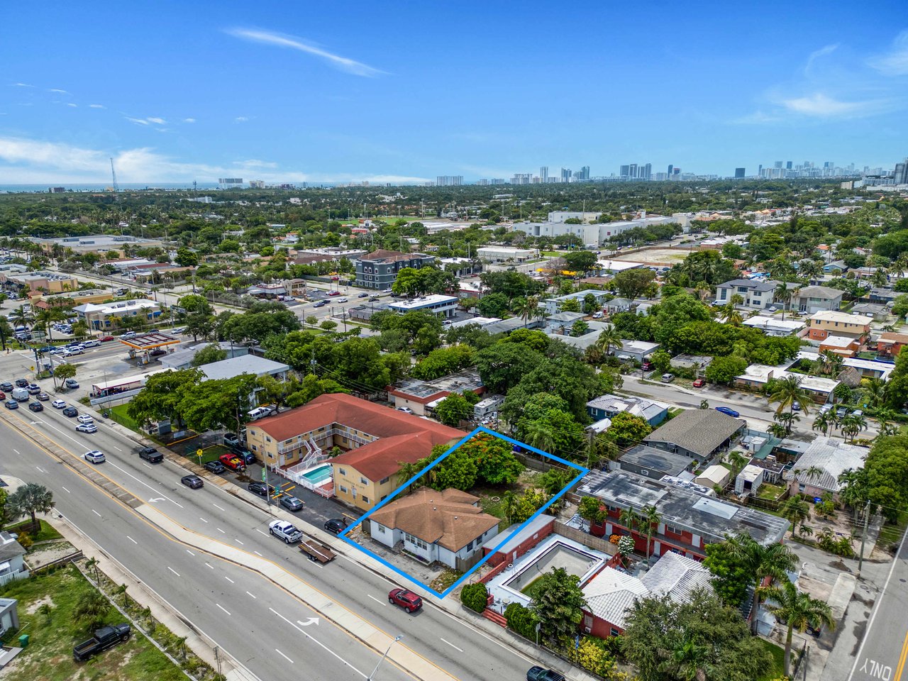 1844 Sheridan St Hollywood FL-33020