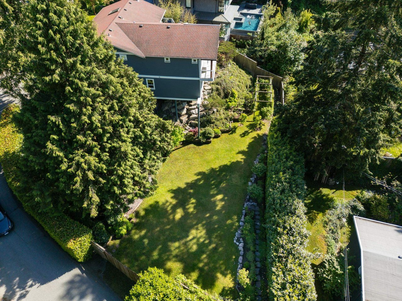 5755 Telegraph Trail