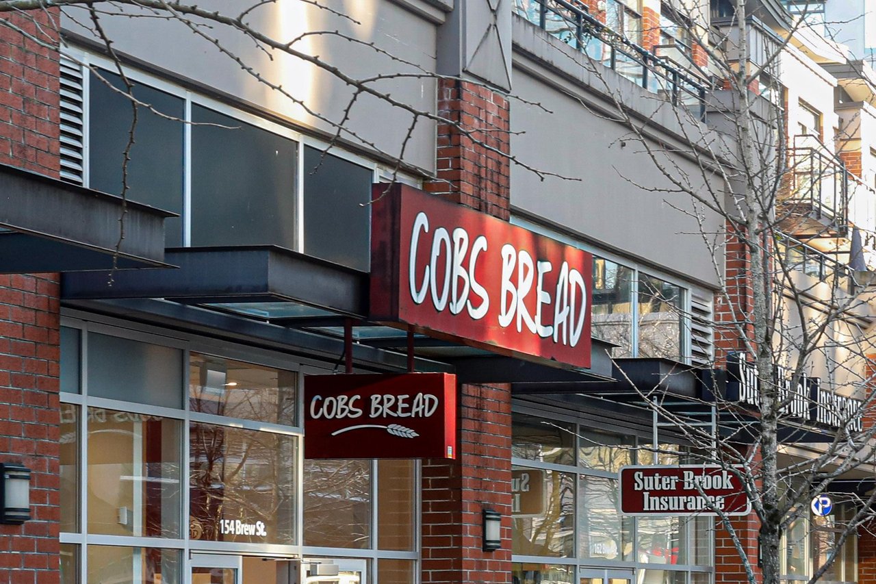 407-200 Klahanie Drive, Port Moody