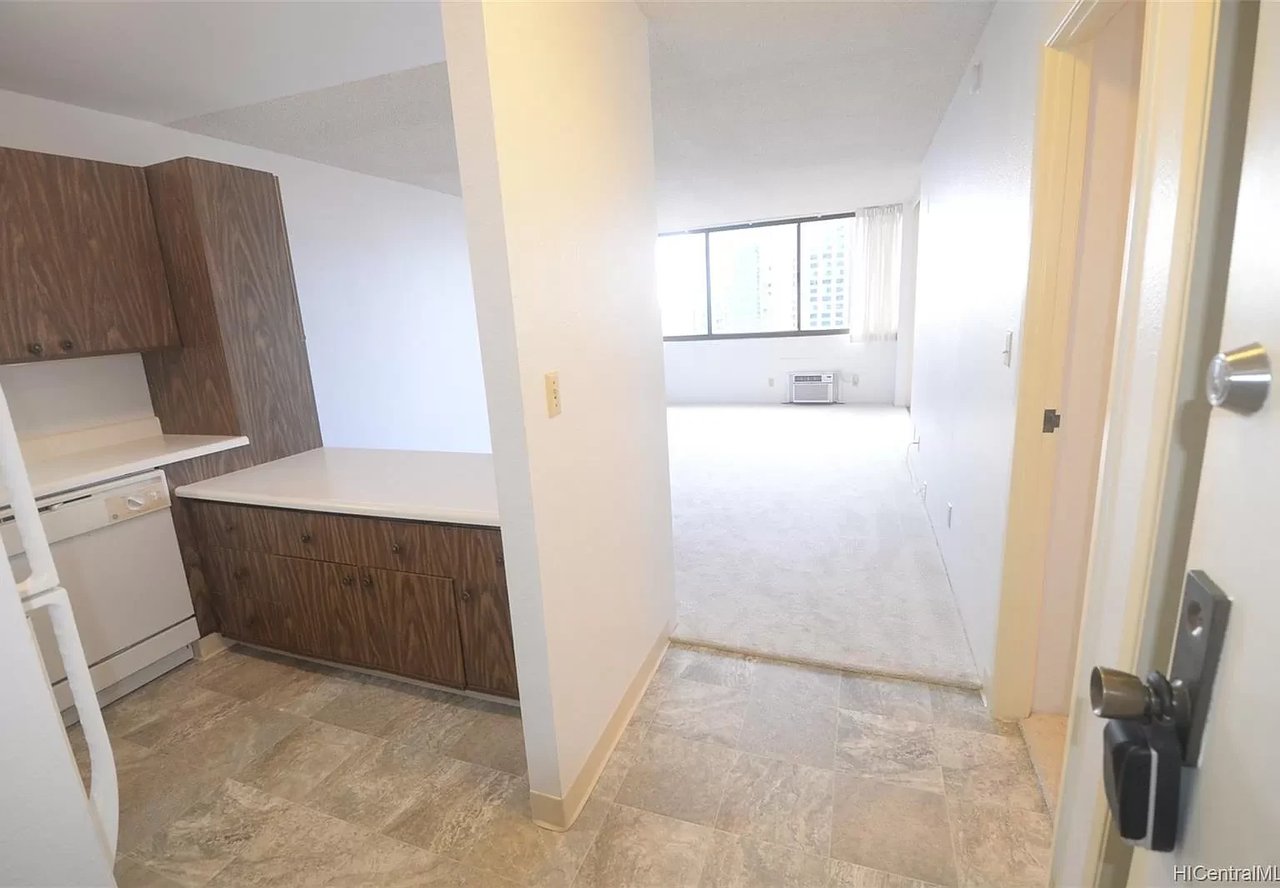 1255 Nuuanu Avenue #E2103