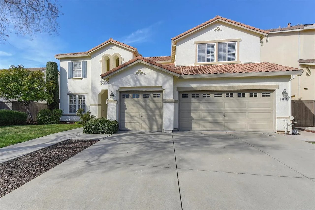 5258 Fredericksburg Way