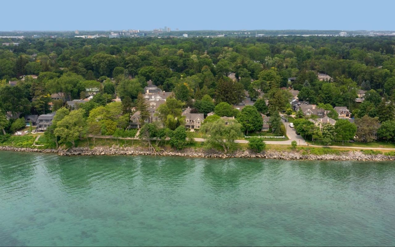 Buying a Home in Oakville