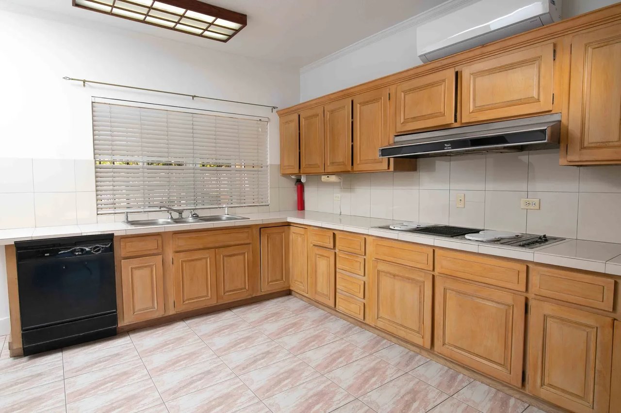 41 Retirement Rd, Shirley St