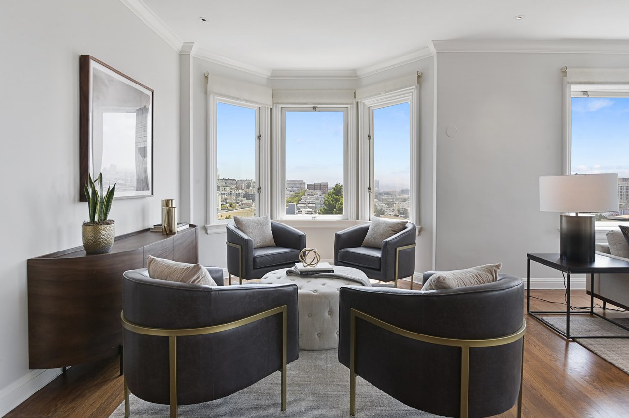 Golden Gate Views & Contemporary Renovation at Capo Di Monte