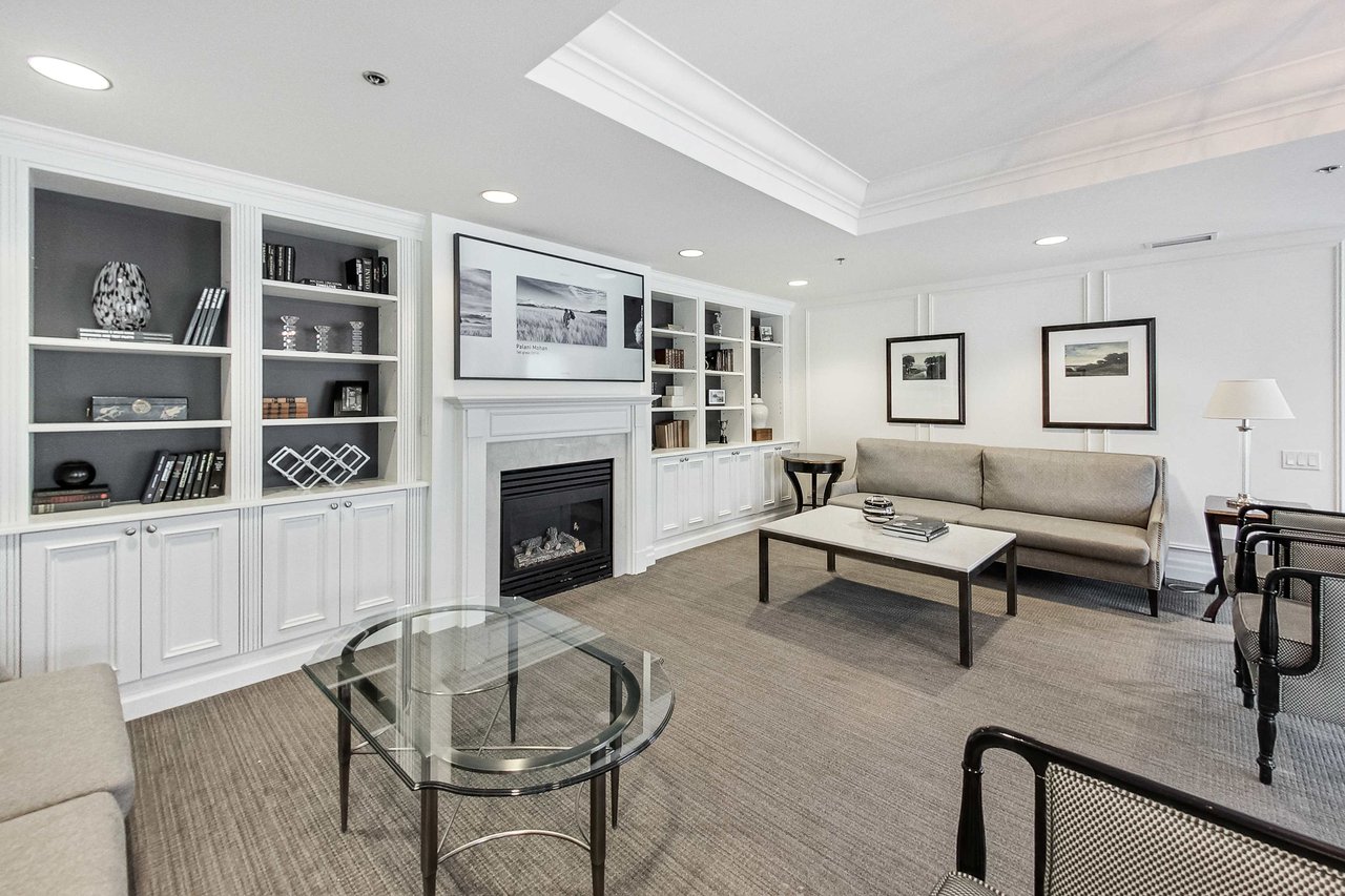 Summerhill Luxury Condo on Rosedale Parkette