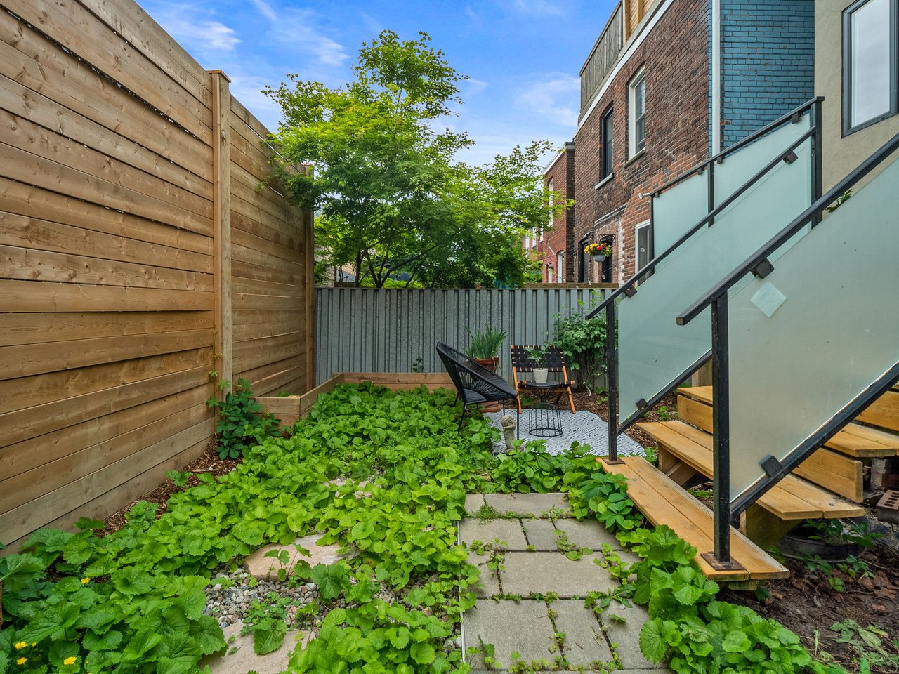 SOLD: The Heart Of Trinity Bellwoods