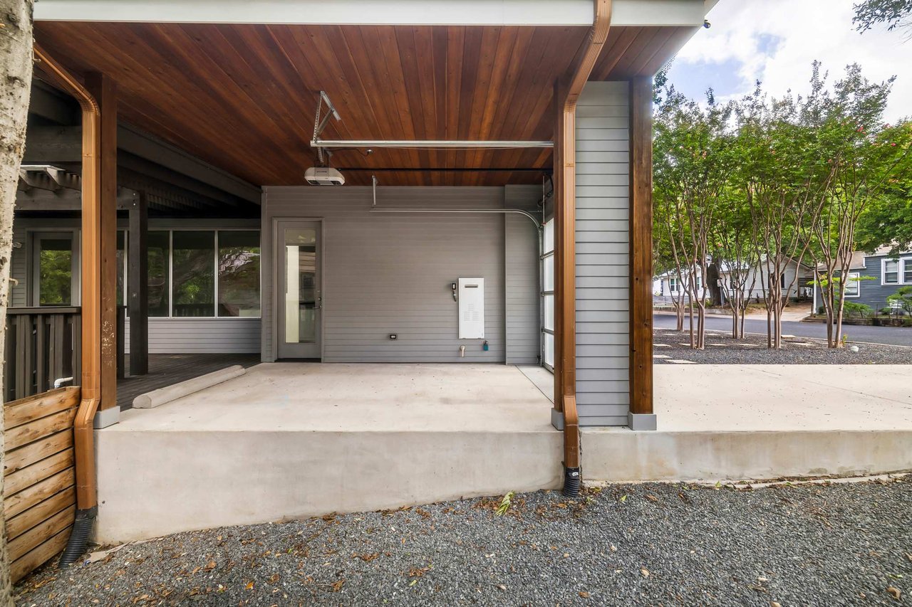Zagorski Duplex -78704 Close to Downtown and Zilker~
