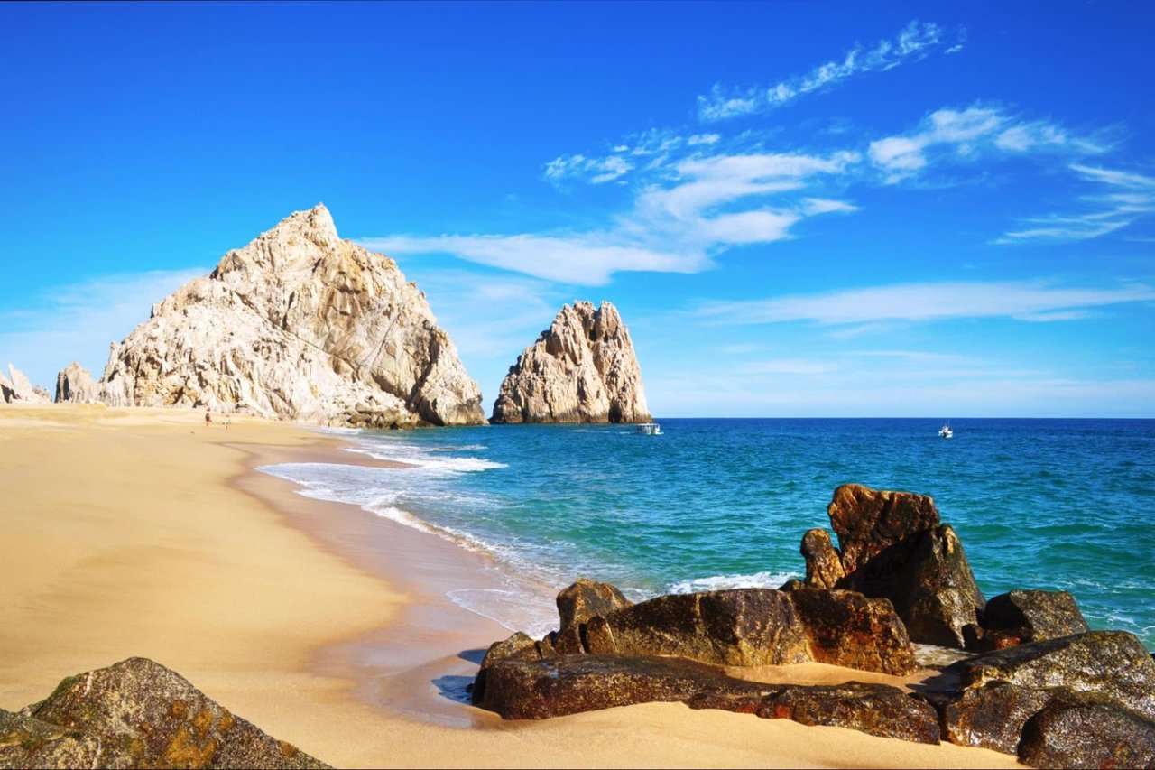 A Guide to the Best Beaches in Cabos San Lucas