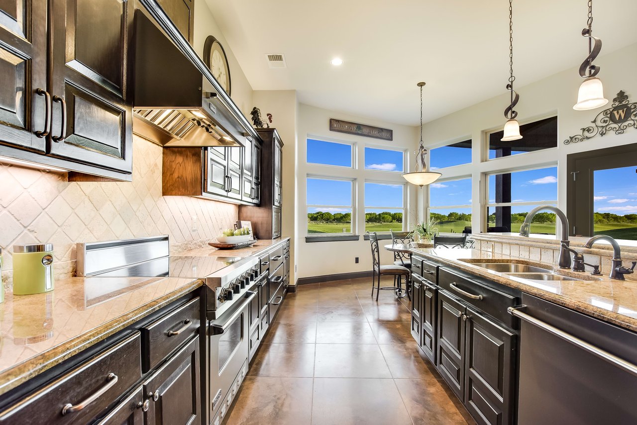 106 Meadow Bend Dr