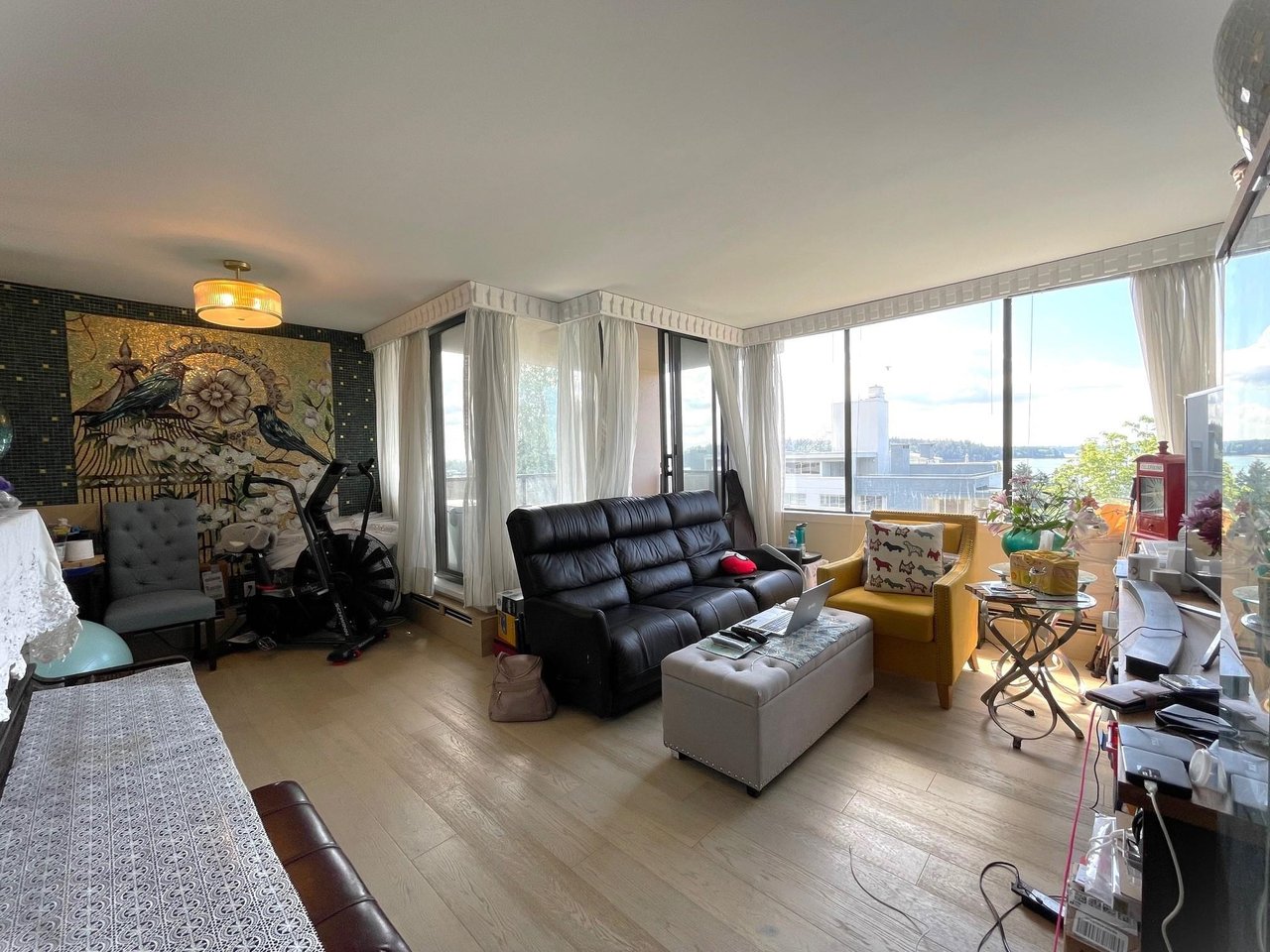 702-1737 Duchess Ave