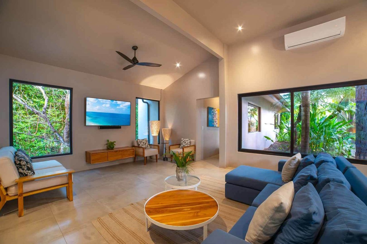 Bali Tropical Modern Villa, Hacienda Pinilla, Guanacaste