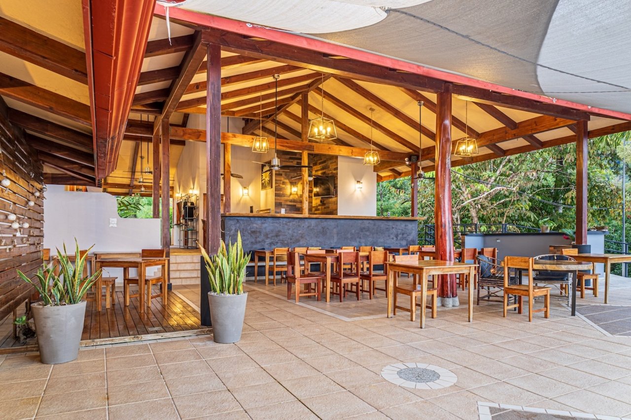 Luxury Ocean View Resort, Dominical, Puntarenas