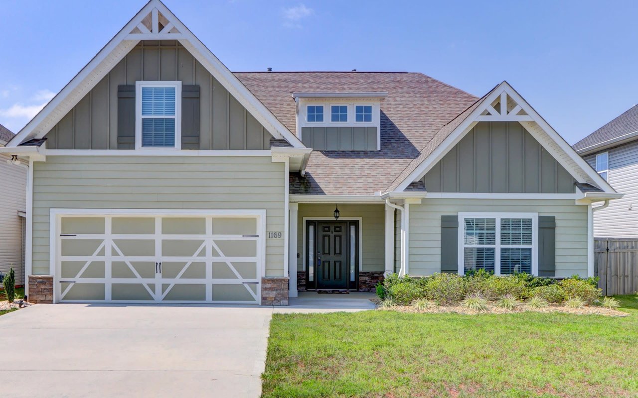 Should You Buy a New Construction or Resale Home in Hardin Valley?