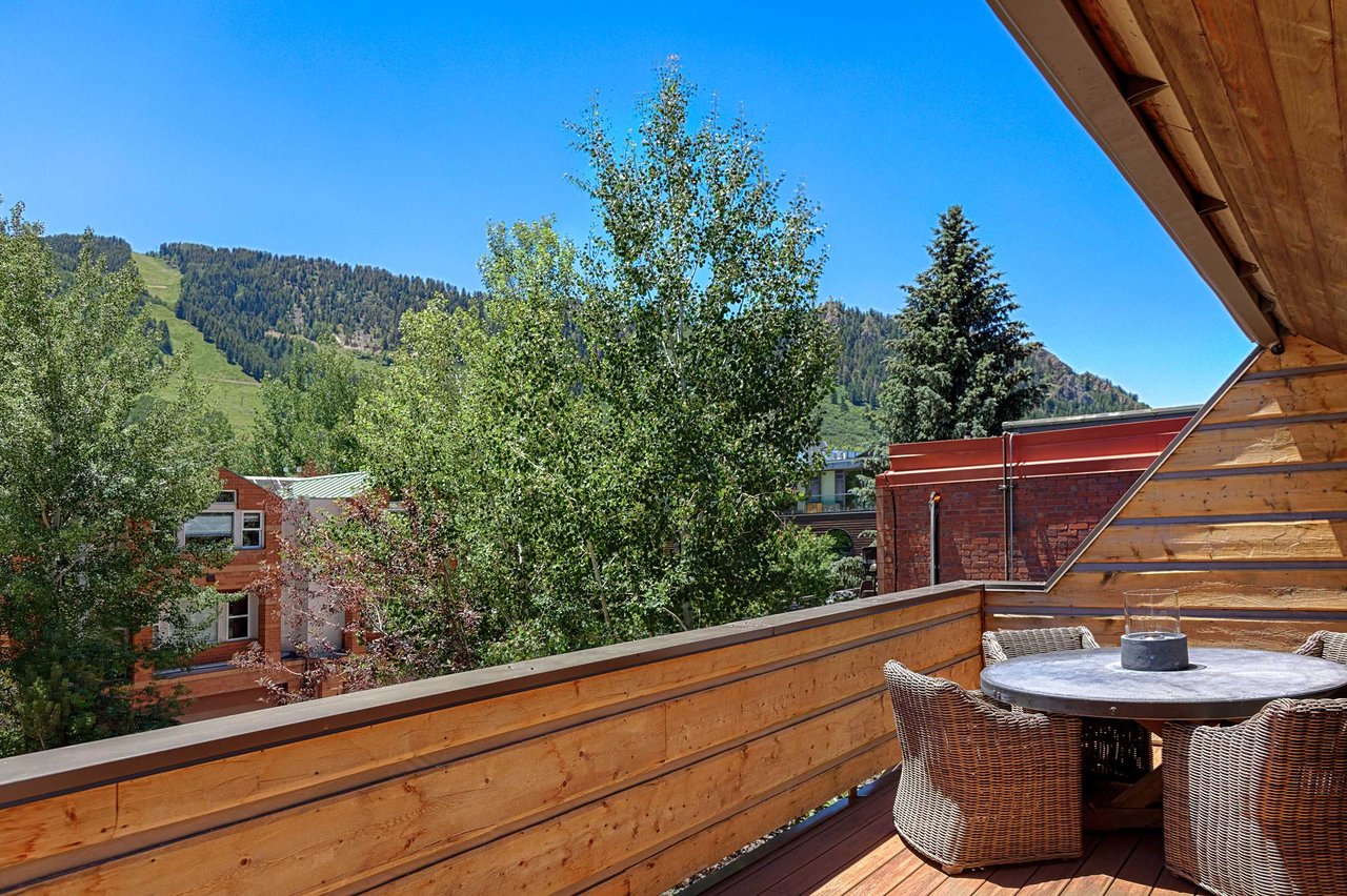 Nestled in the Heart of the Aspen Core