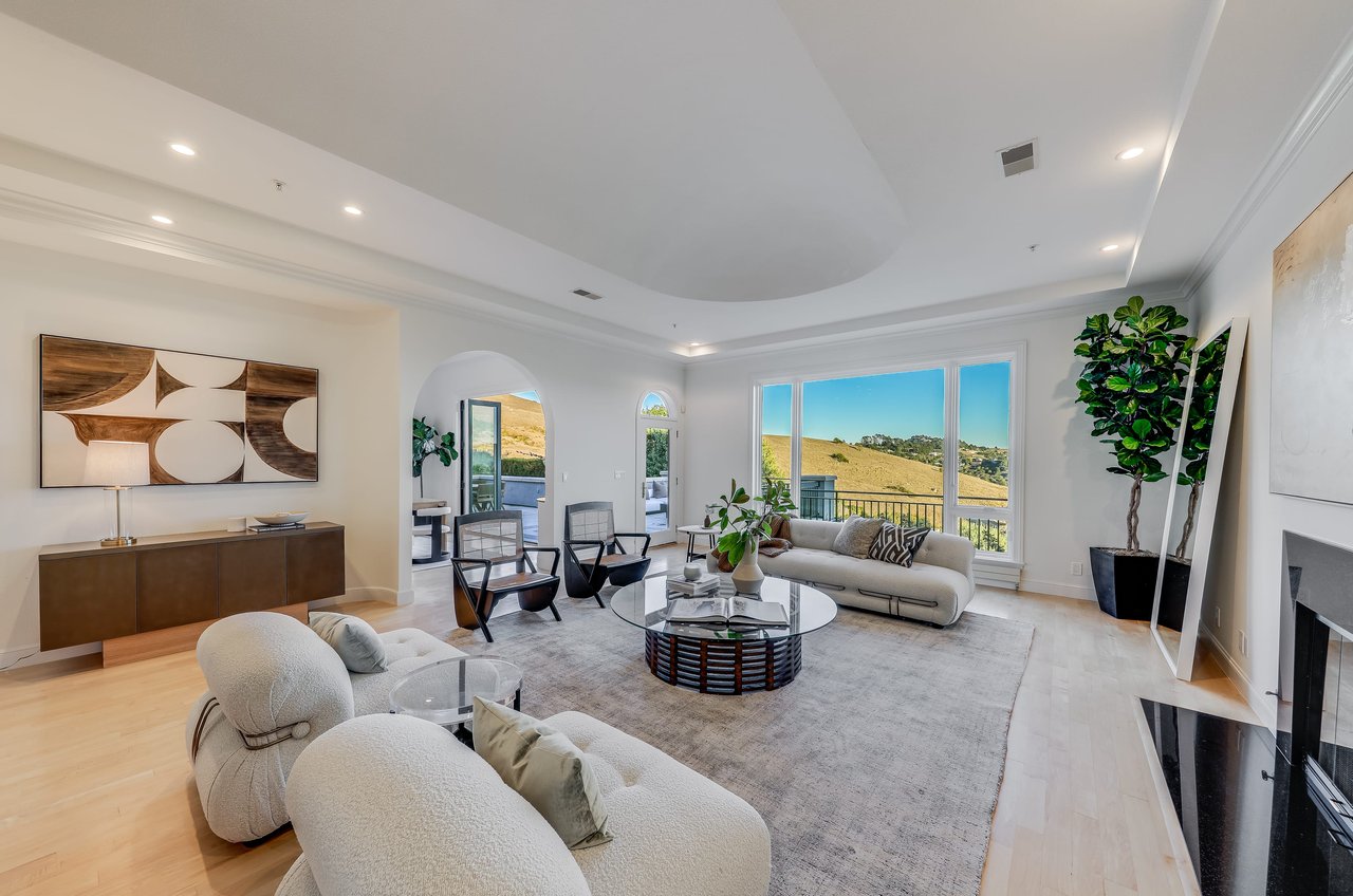 Tiburon Retreat at 7 Mariposa Court