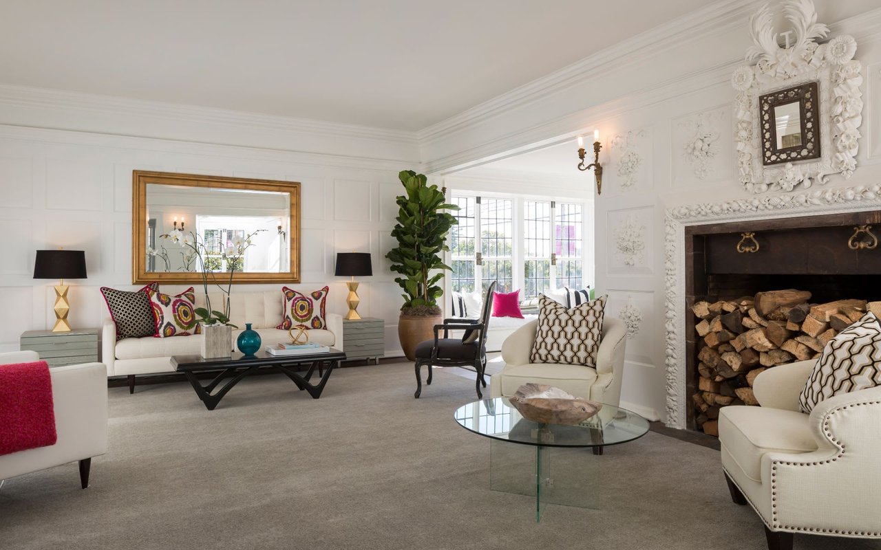 Legendary Pacific Heights Residence