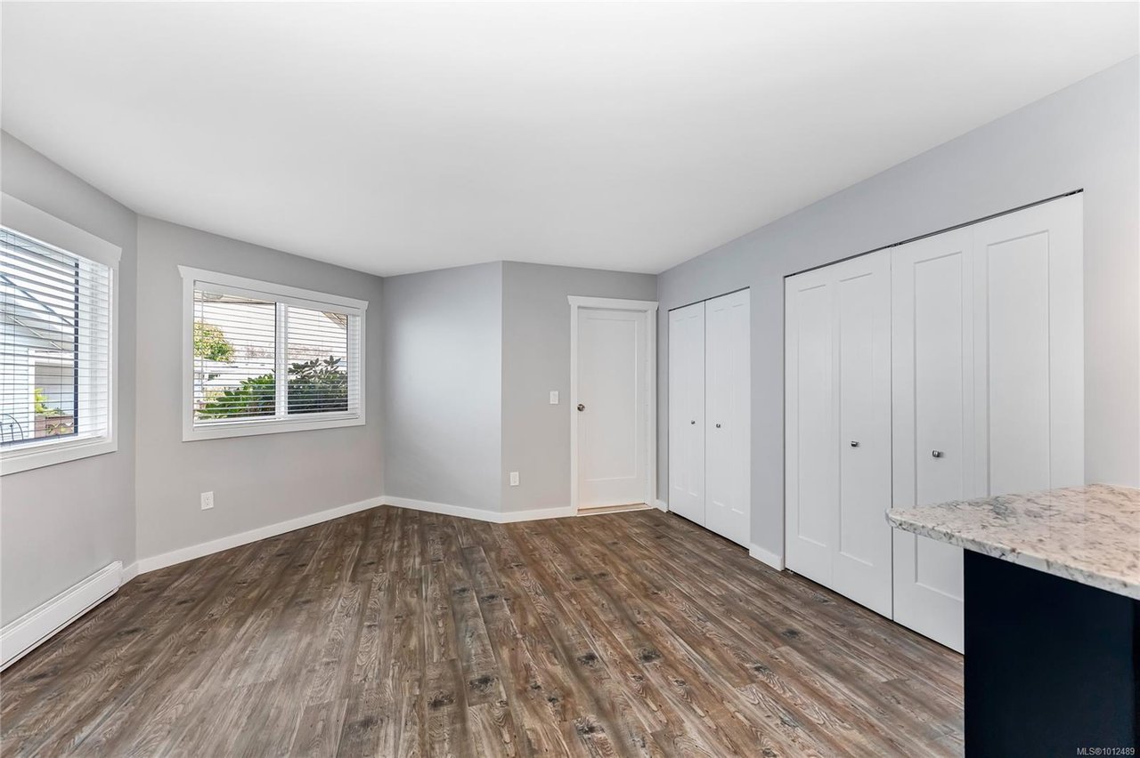 15-4125 Interurban Rd