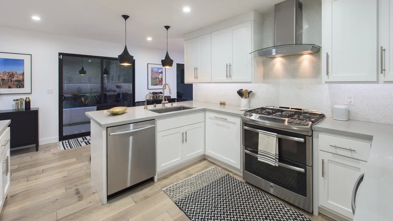 3901 ½ Ventura Canyon