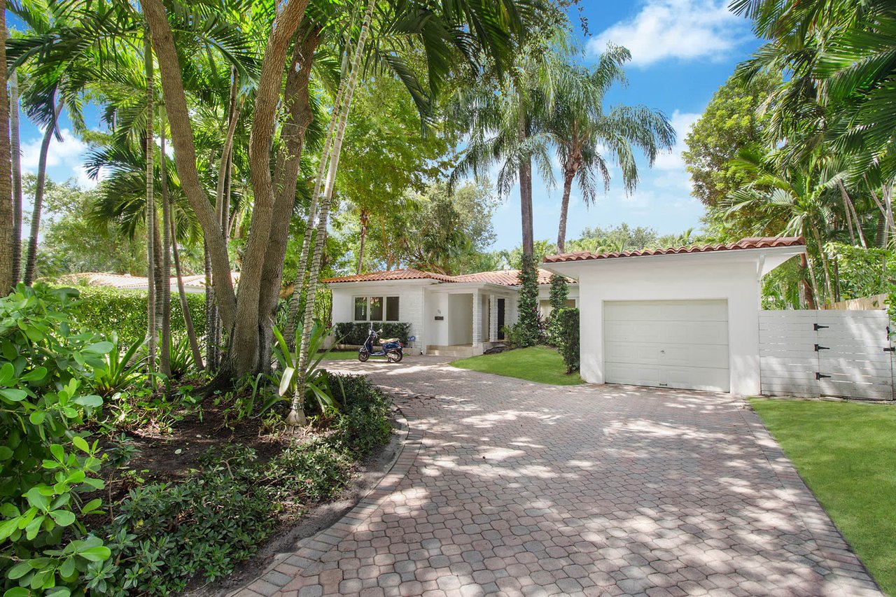 Bay Heights Perfection