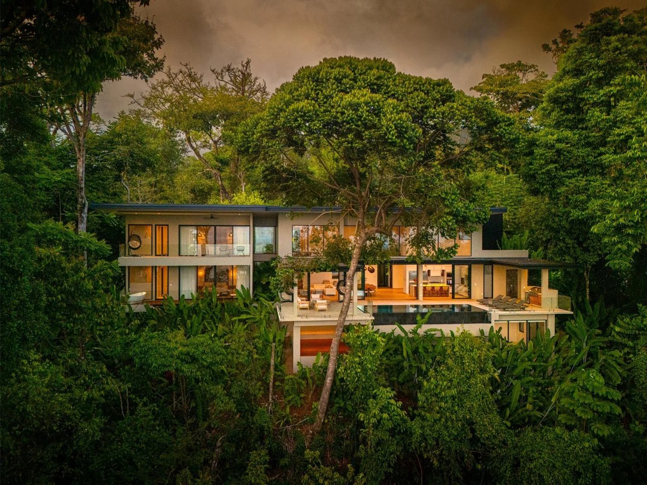 Whale Tail View Ridgetop Home, Uvita, Puntarenas