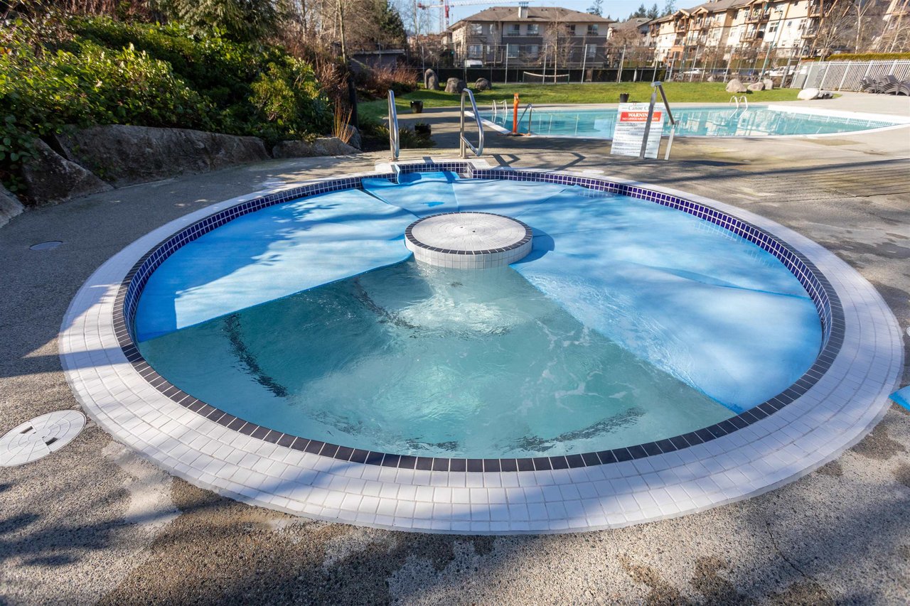 407-200 Klahanie Drive, Port Moody