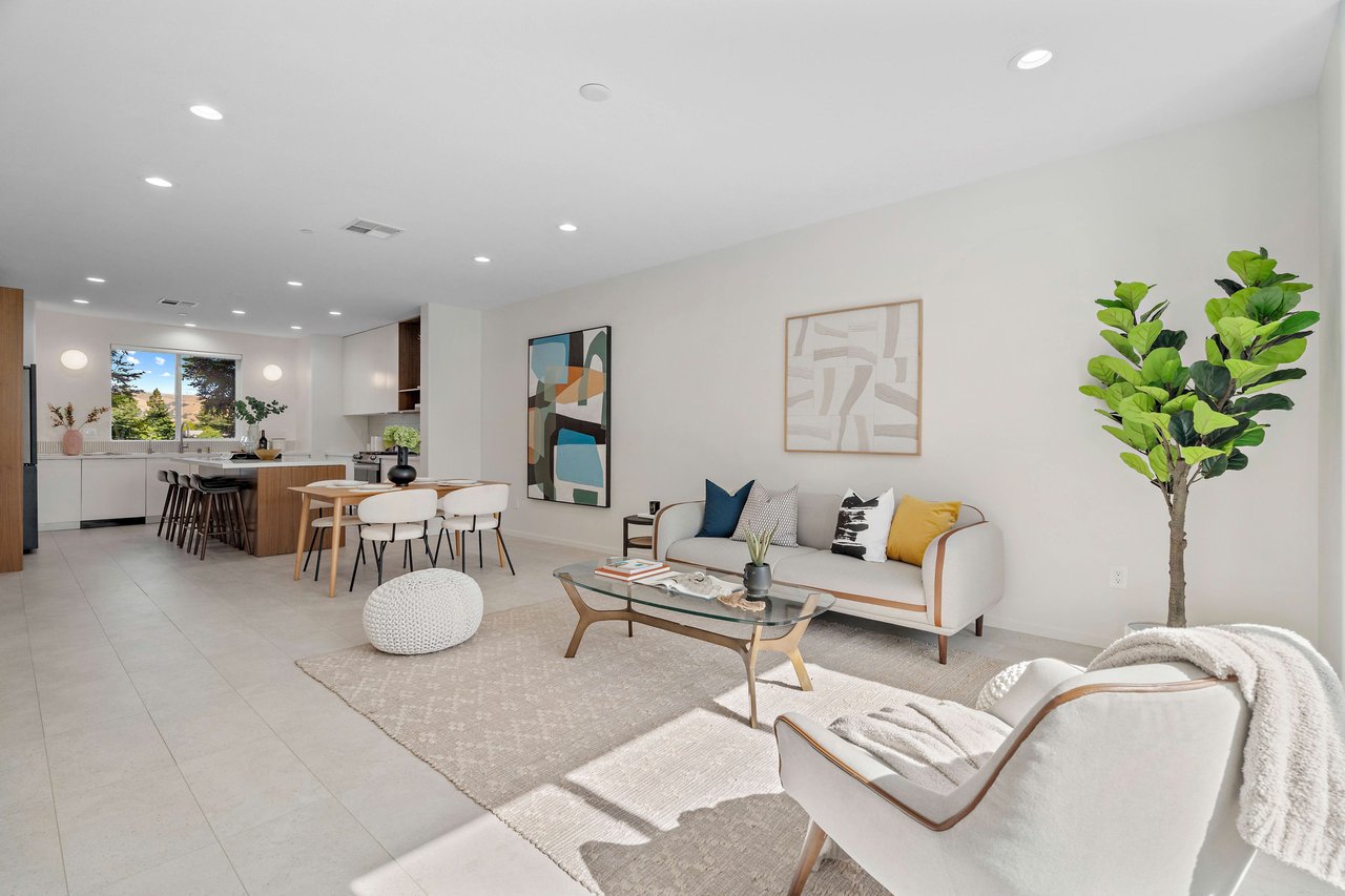 367 Ellicott LOOP
