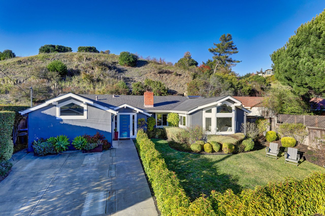 51 Mercury Ave