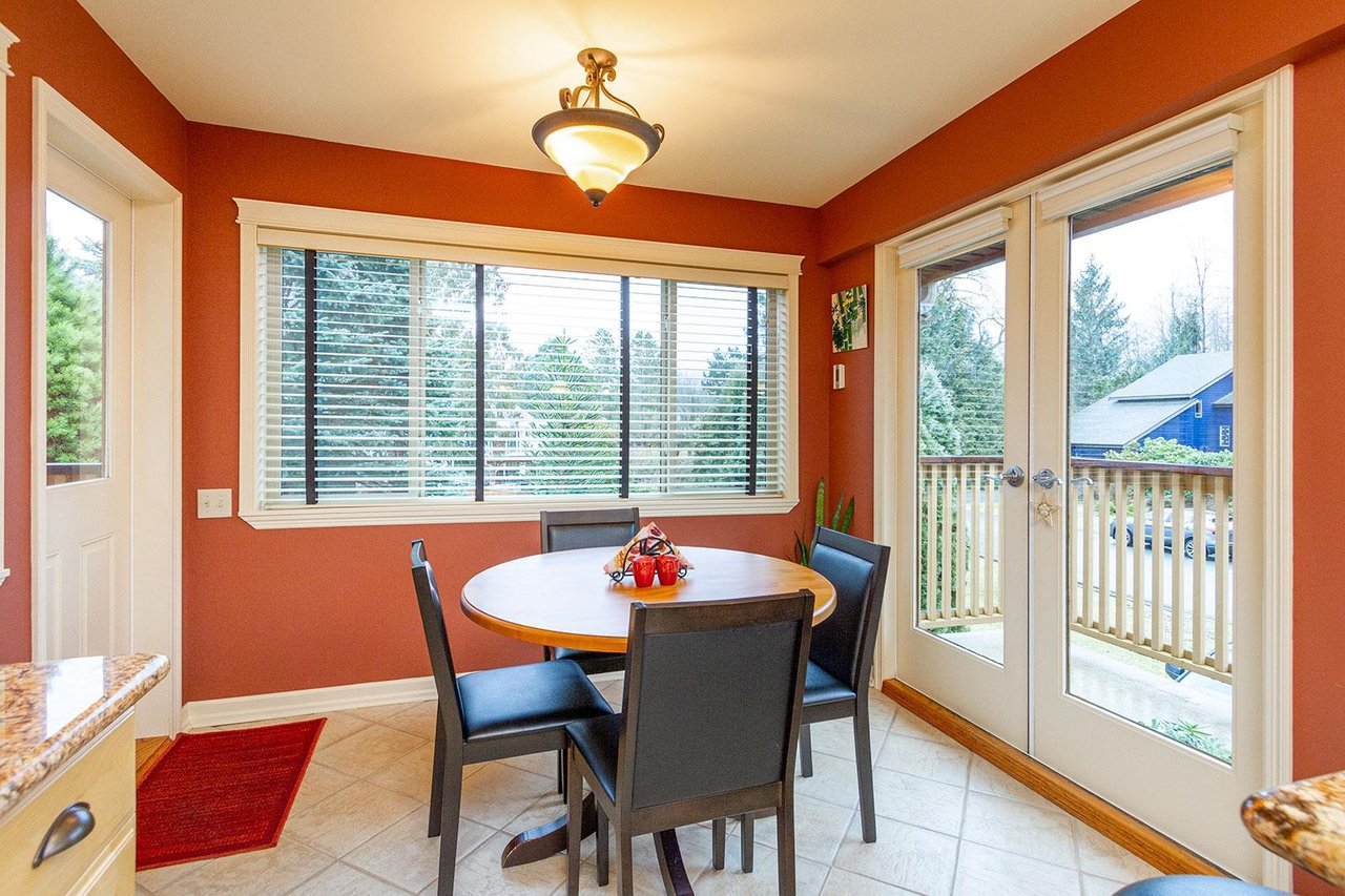 1485 Maple Cres