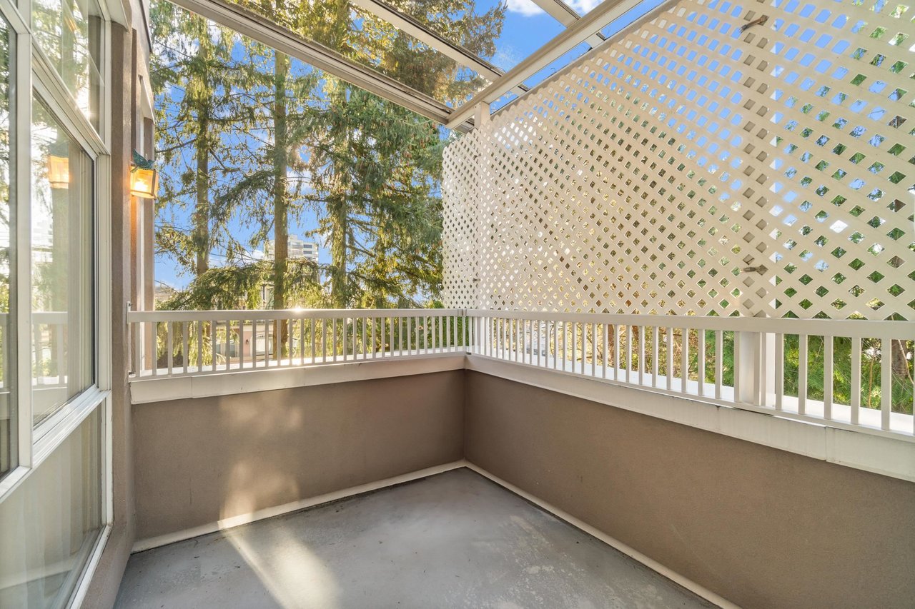 303-2210 W 40th Ave