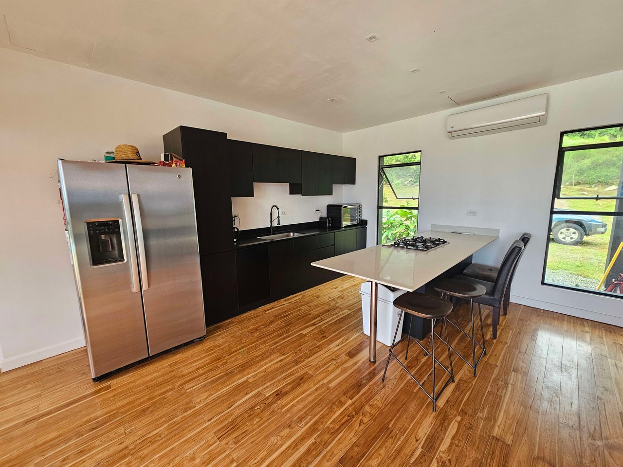 Ocean and Mountain View 3-Bedroom Home in Ojochal, Costa Rica - Casa Paradise