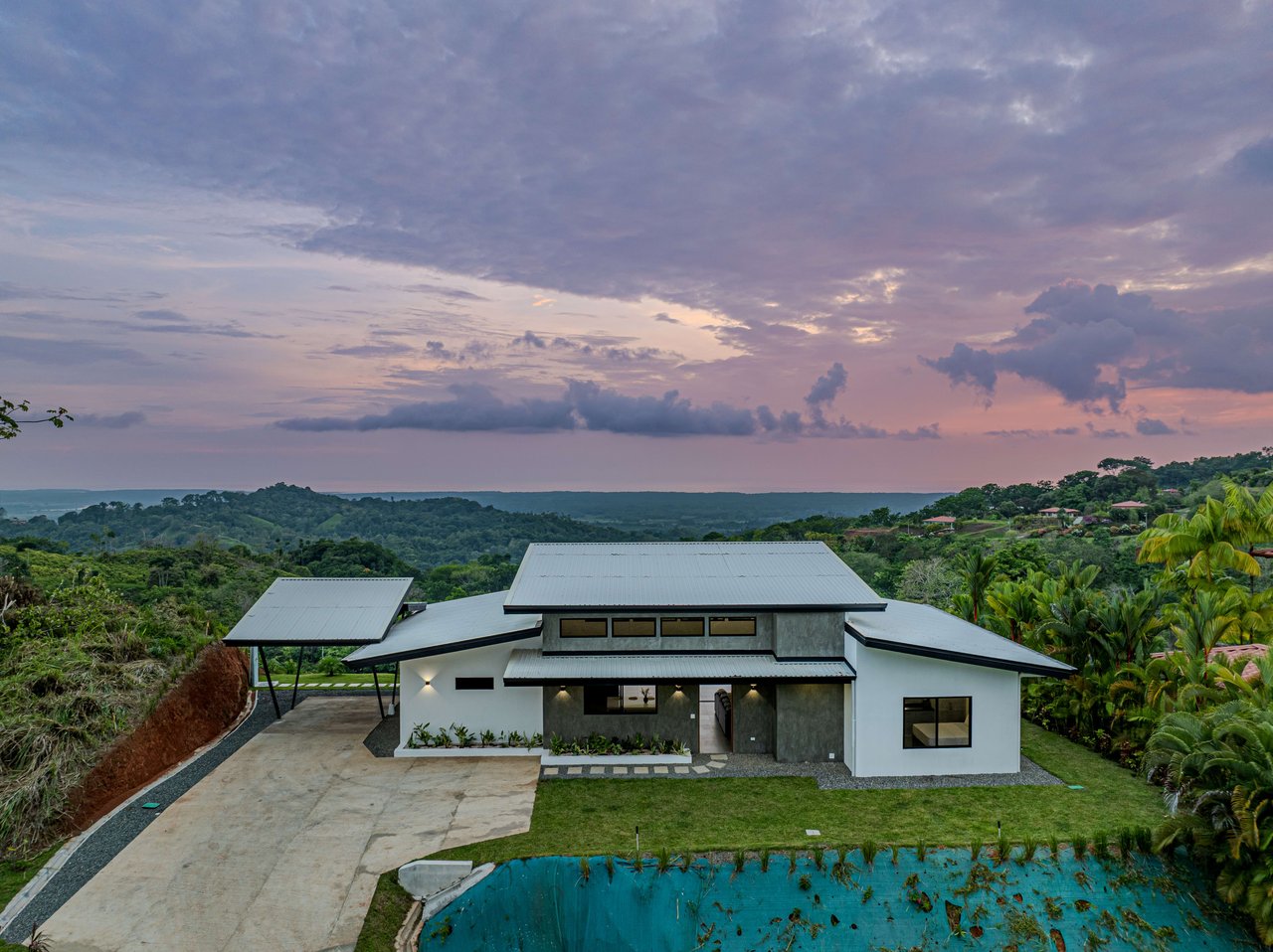 Chontales New Villa with Panoramic Ocean and Mountains Views 