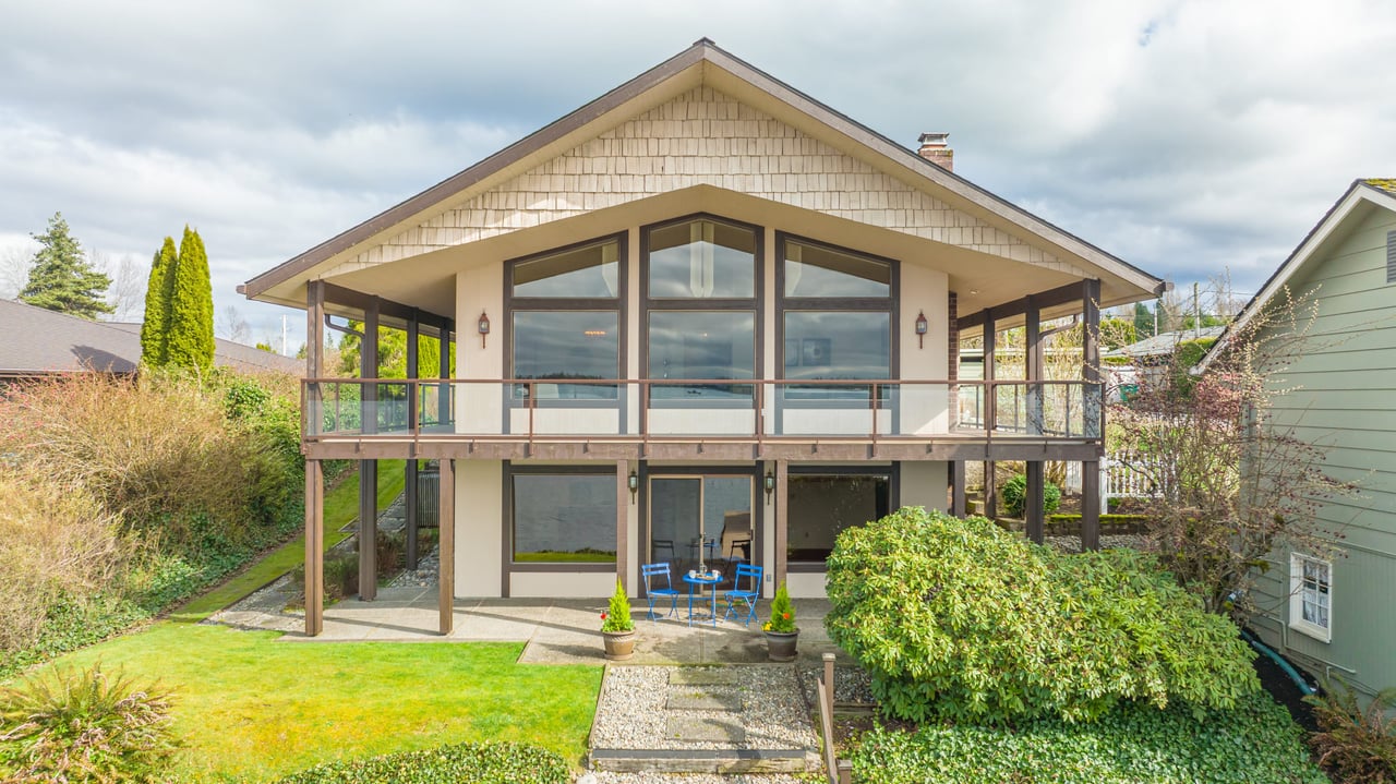 The Lake Stevens Waterfront Estate