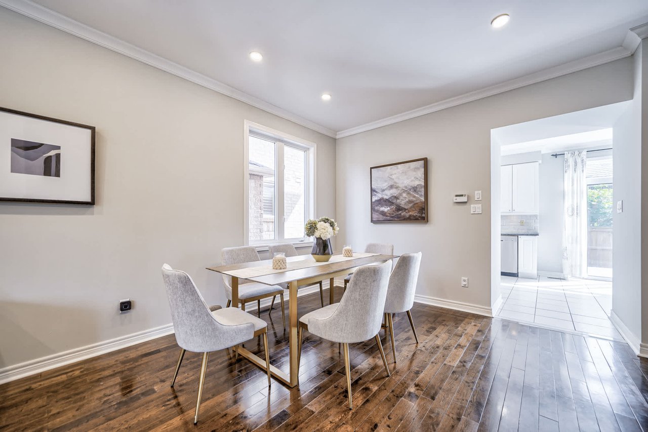 2164 Highcliffe Way
