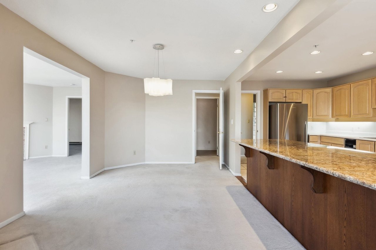 PH2-1859 Spyglass Pl