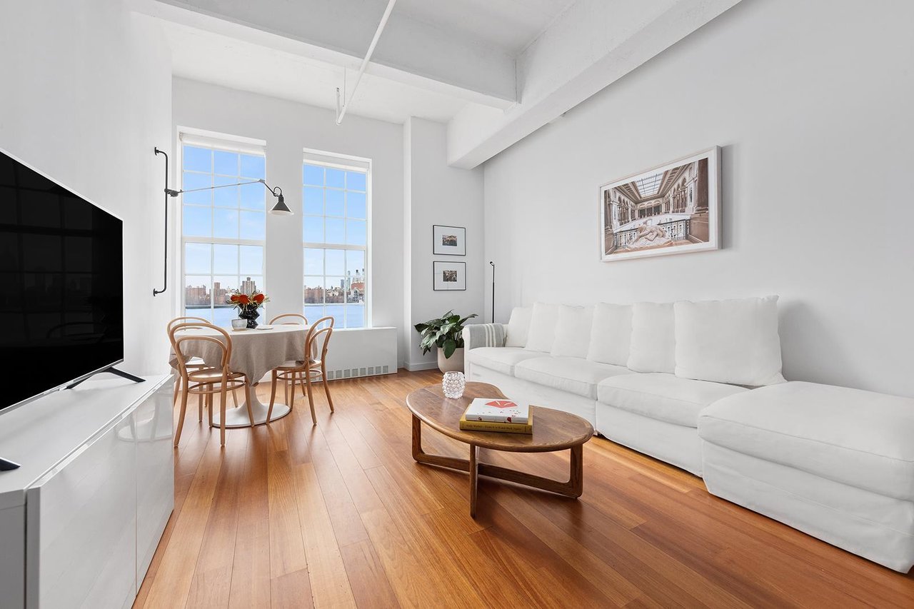 184 Kent Ave Unit: C-312
