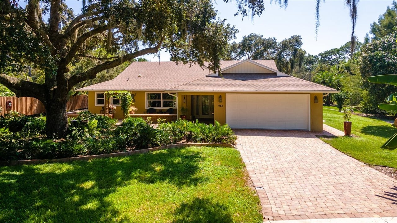 ⛺⛲PENDING⛲⛺ 965 BAYSHORE DR, ENGLEWOOD, FL 34223