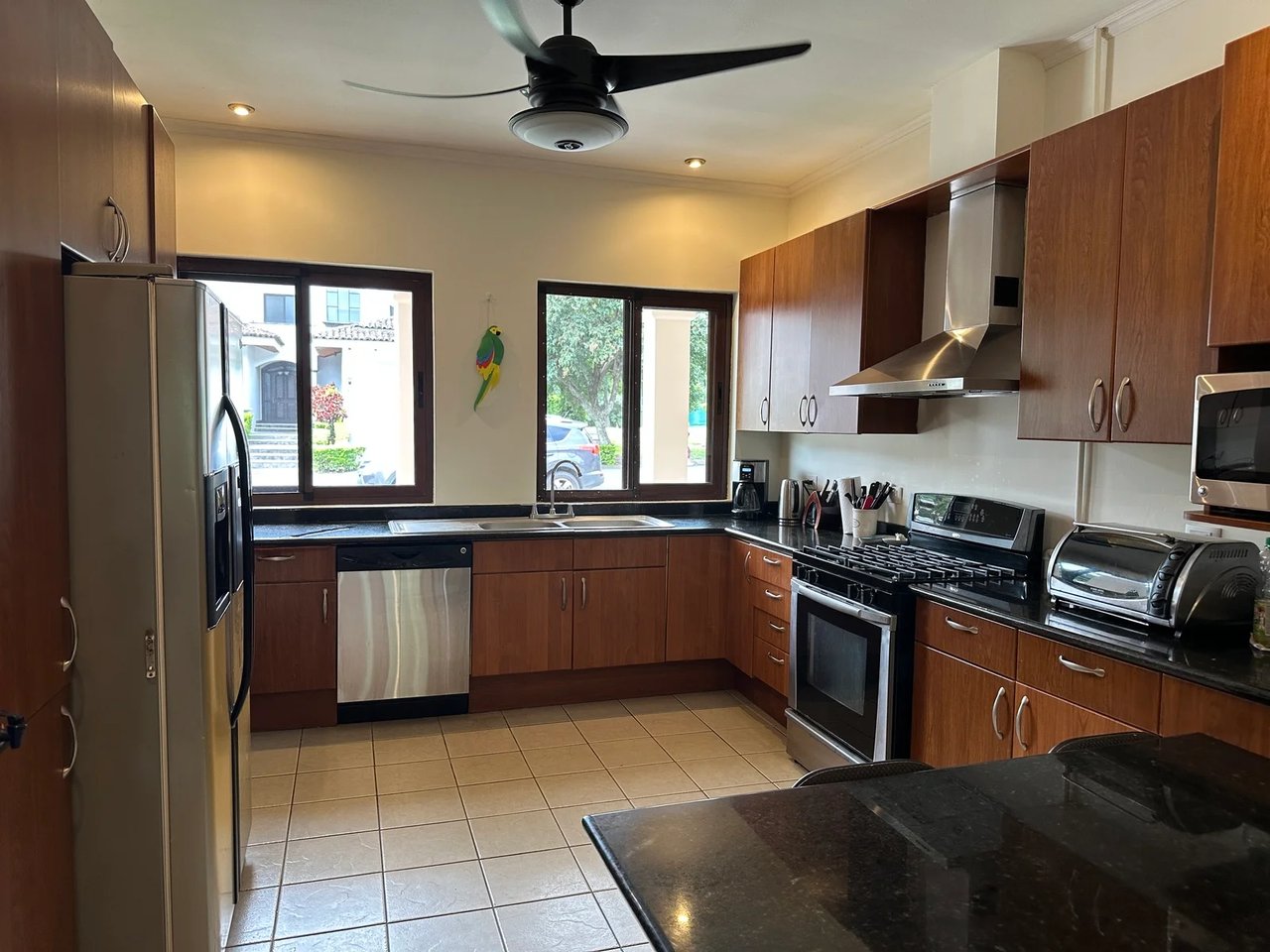Single Level Golf Residence, Santa Ana, San Jose