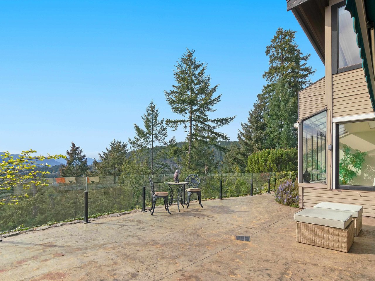 5349 Aspen Dr
