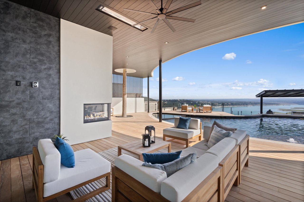 6809 Oasis Pass