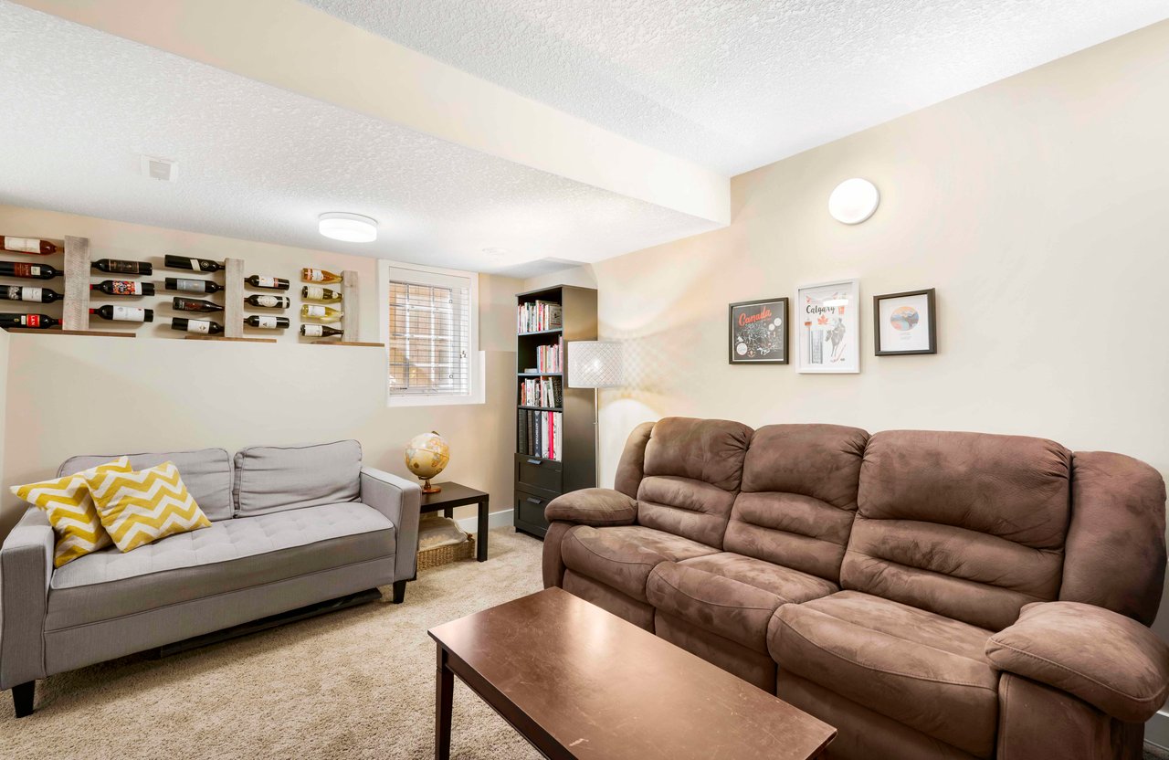 2020 27 Avenue SW Unit: 1