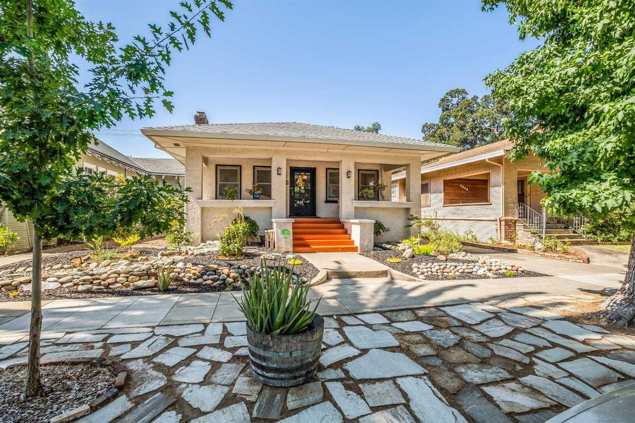 2350 Portola Way