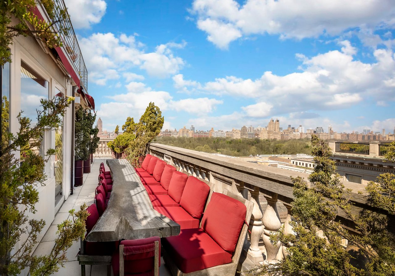 The Penthouse at 988 Fifth Avenue