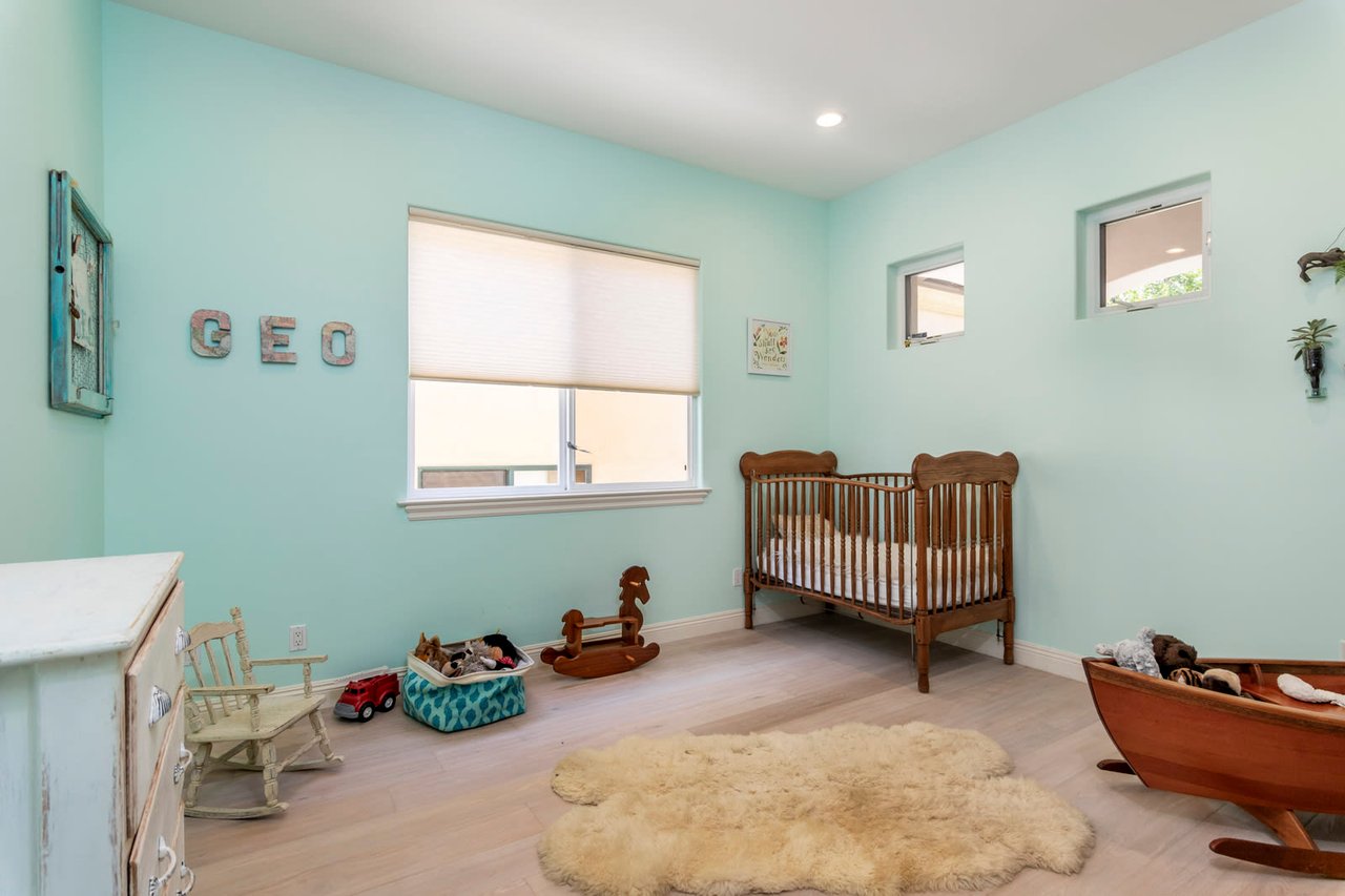 700 Avenue C