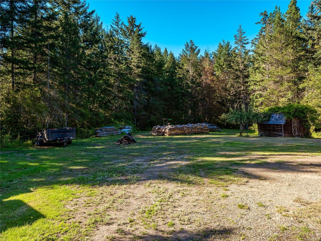 1295 Kopernick Rd
