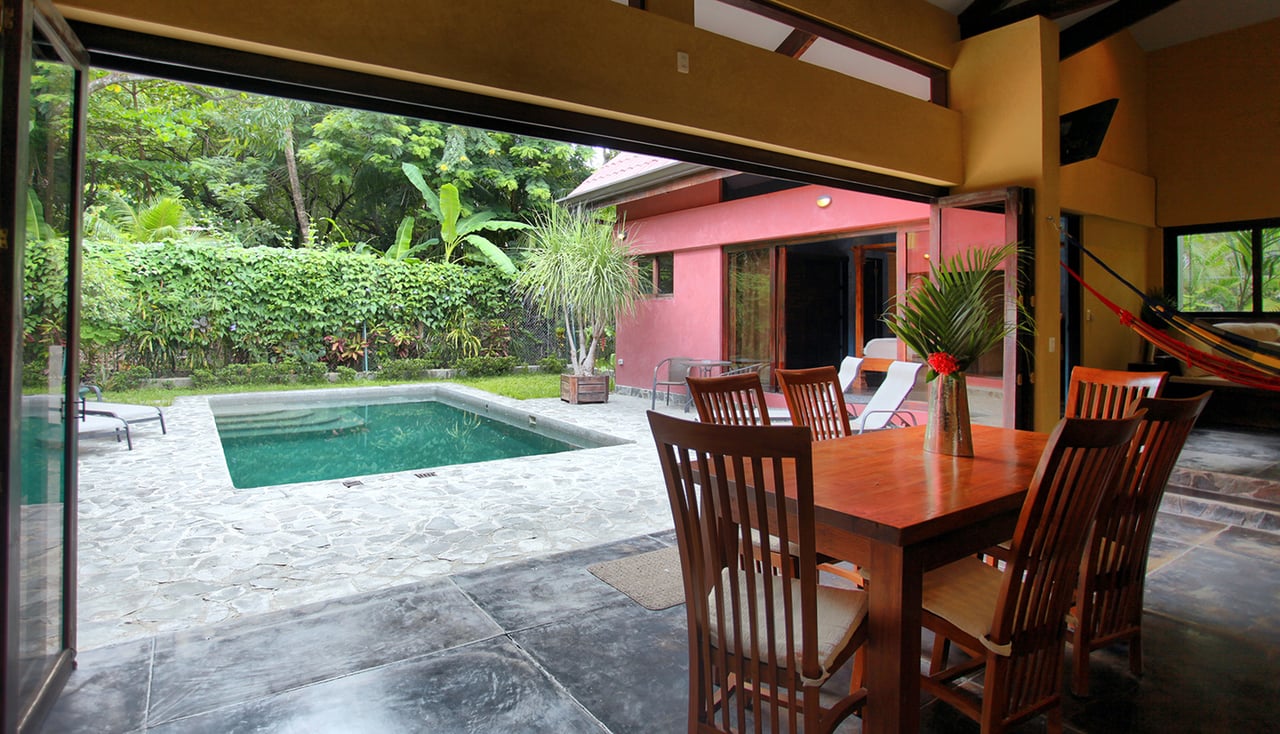 Pool Home Near Surf Break, Santa Teresa, Puntarenas