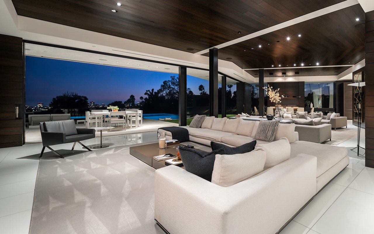 1201 Laurel Way, Beverly Hills