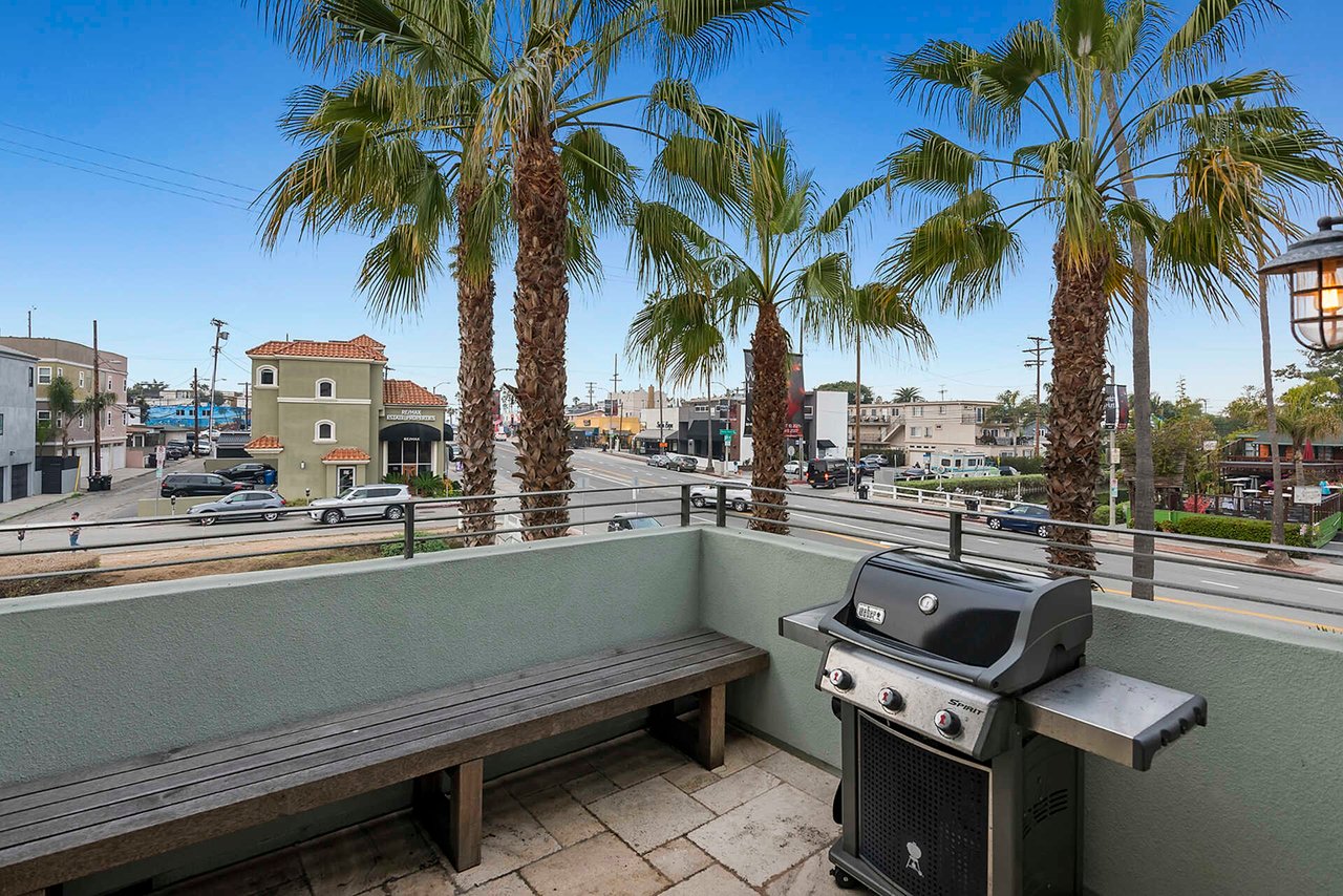 310 WASHINGTON BLVD Unit: 804