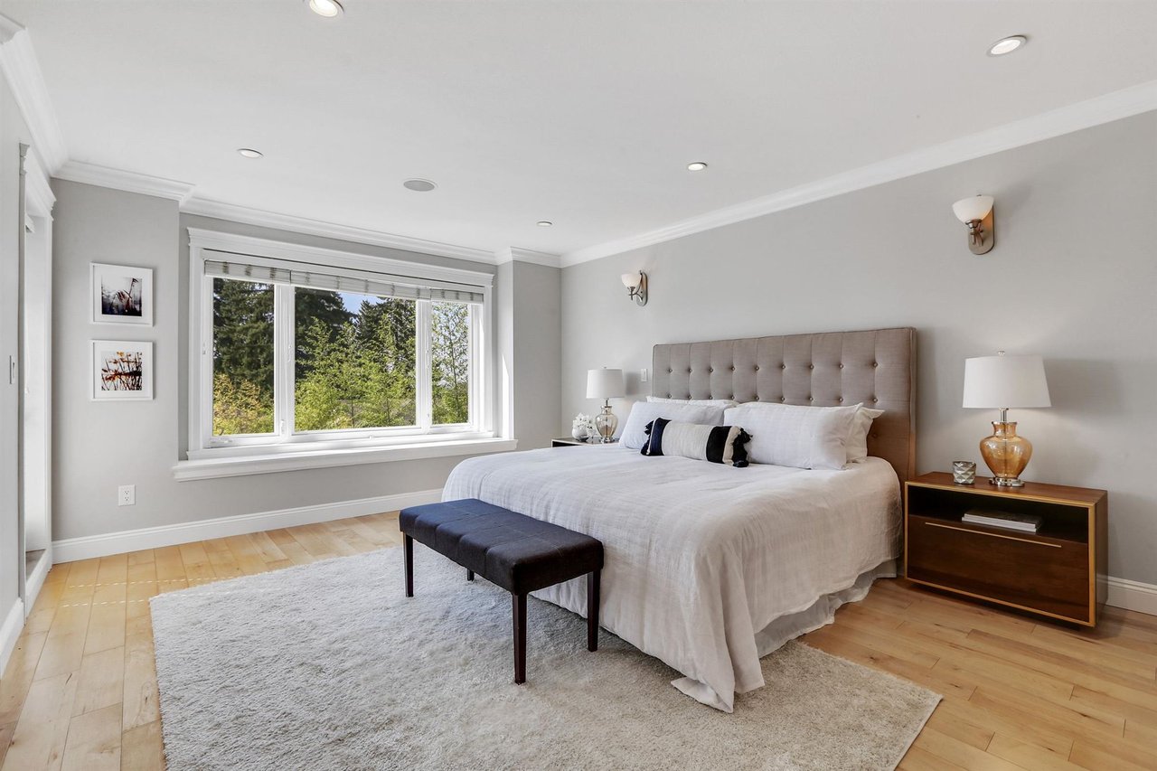 171 W Kings Rd